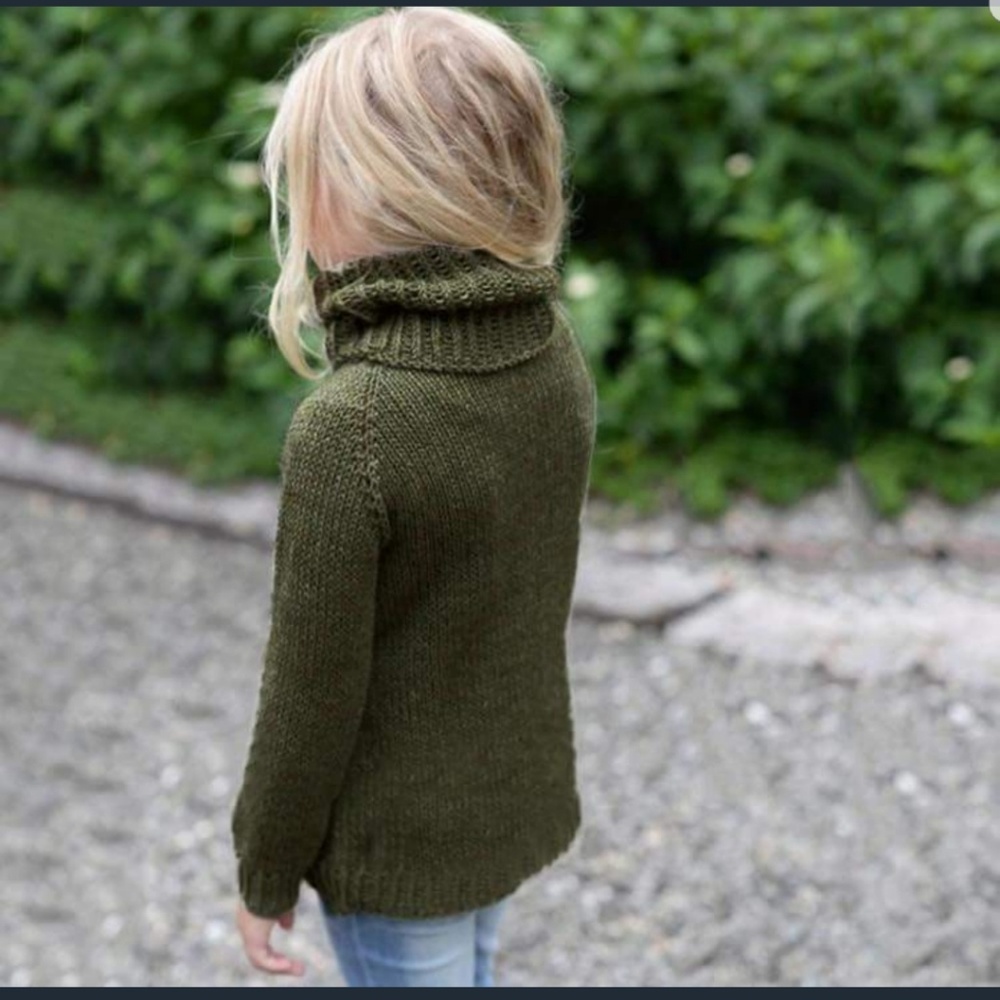 Girls Olive turtleneck sweater